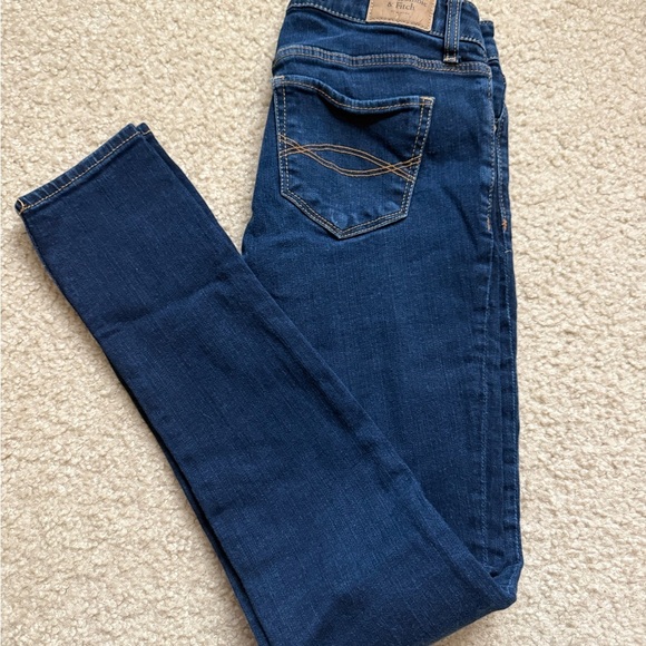 Abercrombie & Fitch Dark Blue Skinny Jeans - Picture 2 of 5